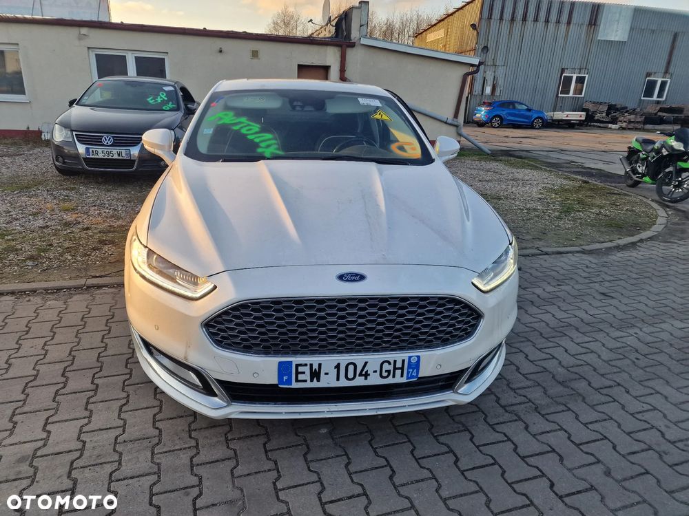Ford Mondeo 2.0 Hybrid Vignale - 1