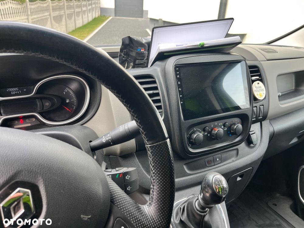 Renault Trafic - 15