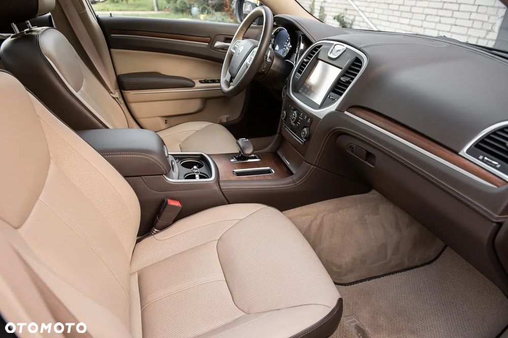 Lancia Thema 3.6 V6 VVT 24V Automatik Executive - 20