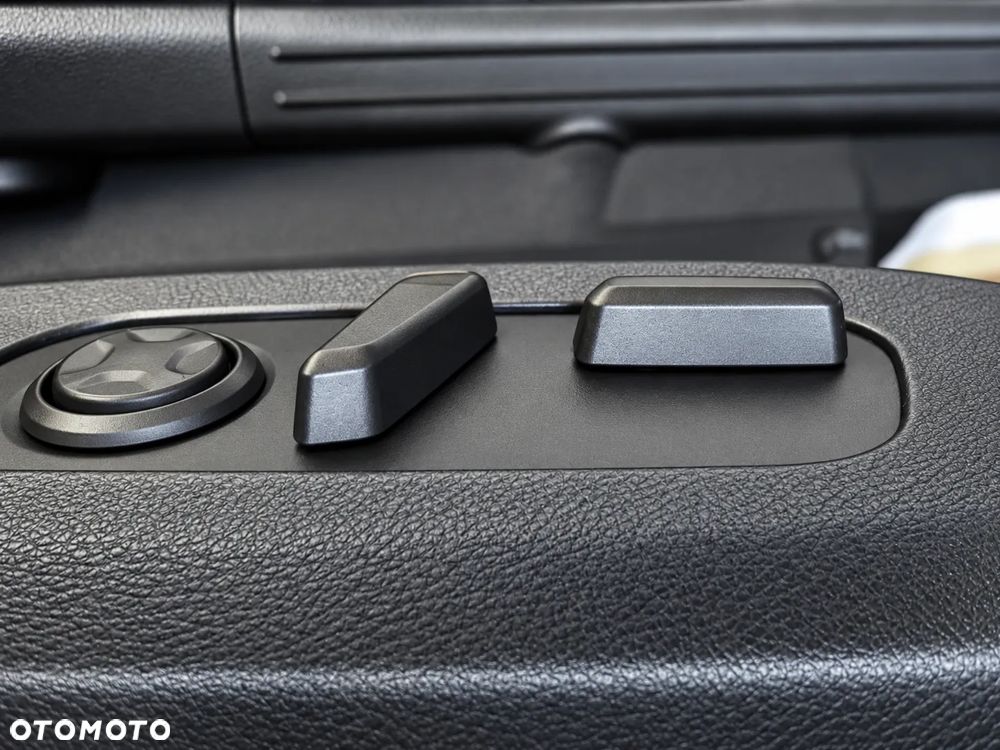 Kia Carnival - 20