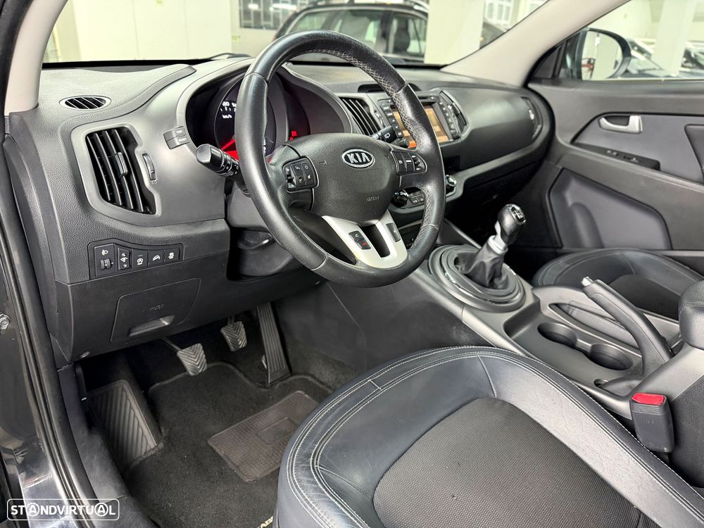 Kia Sportage 1.7 CRDI ISG LX - 16