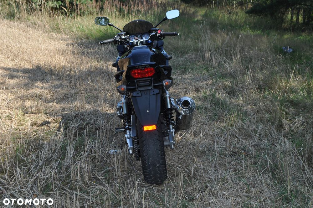 Honda CB - 10