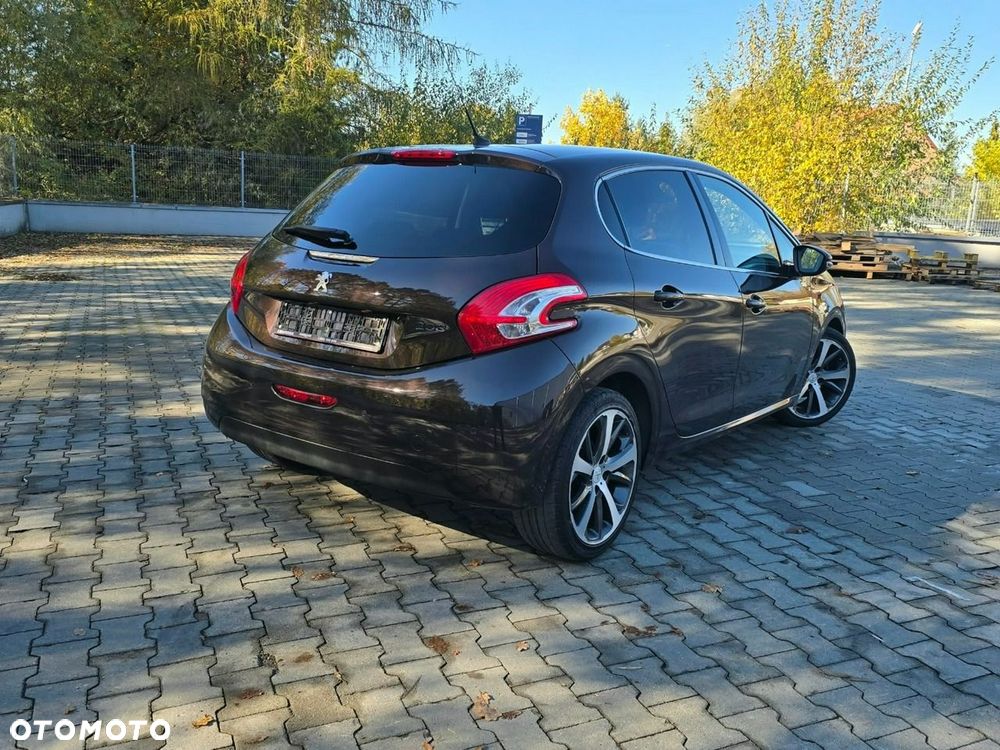 Peugeot 208 2013