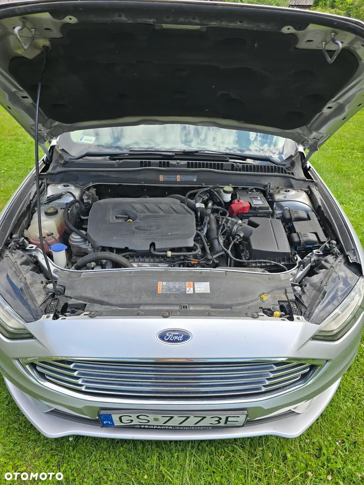 Ford Fusion - 10