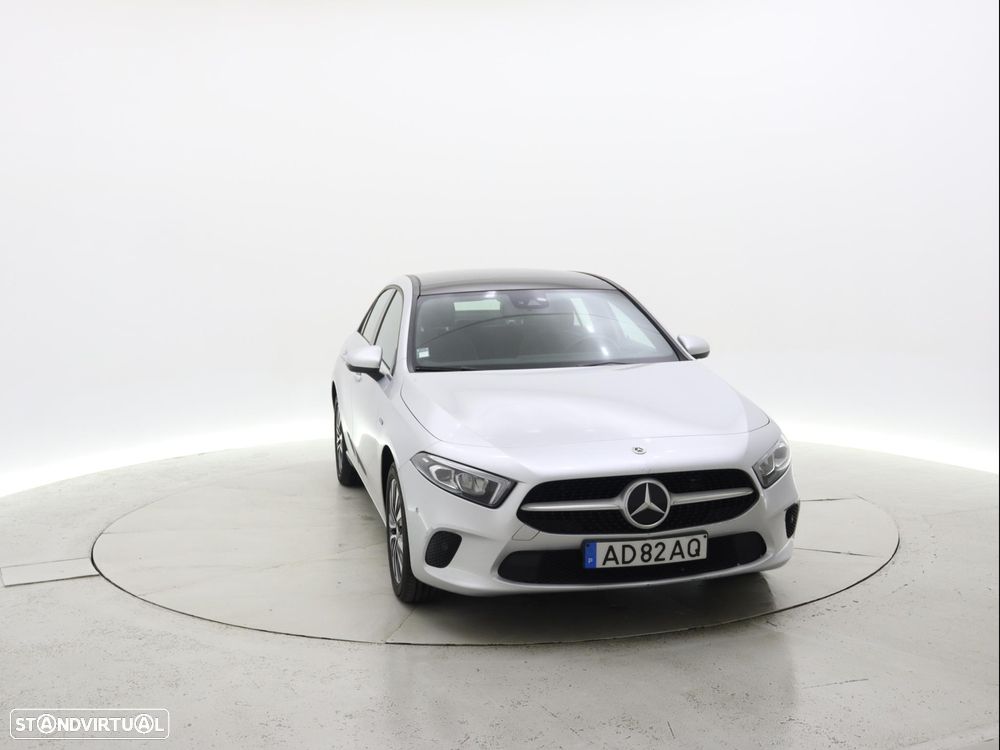Mercedes-Benz A 250 e Style Plus - 11