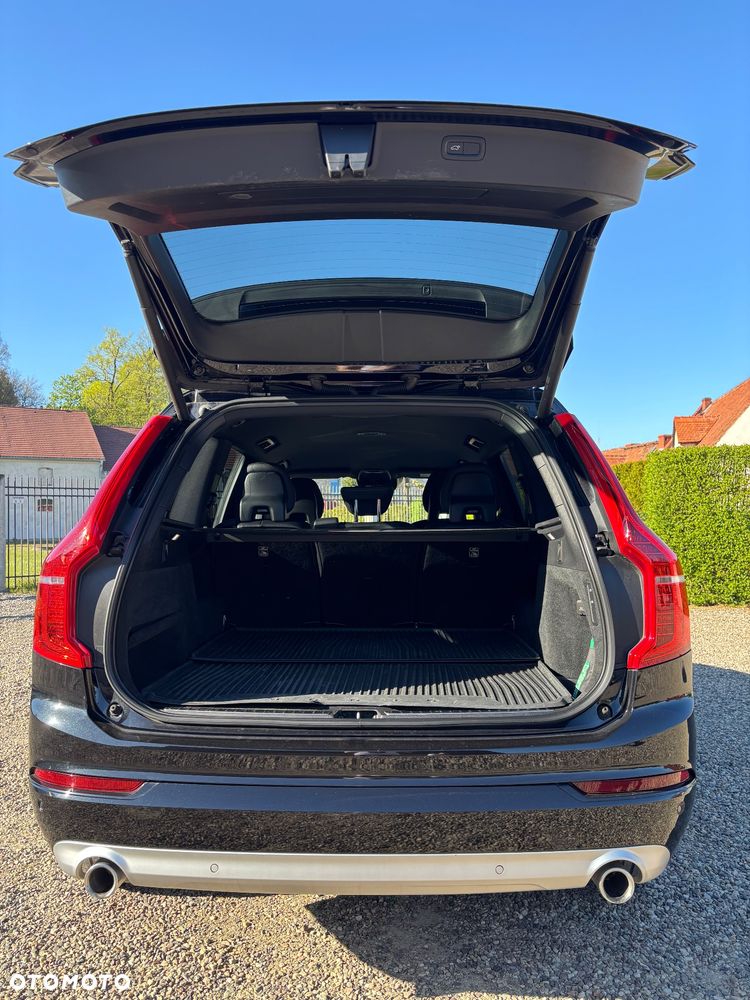 Volvo XC 90 D5 AWD Momentum - 9