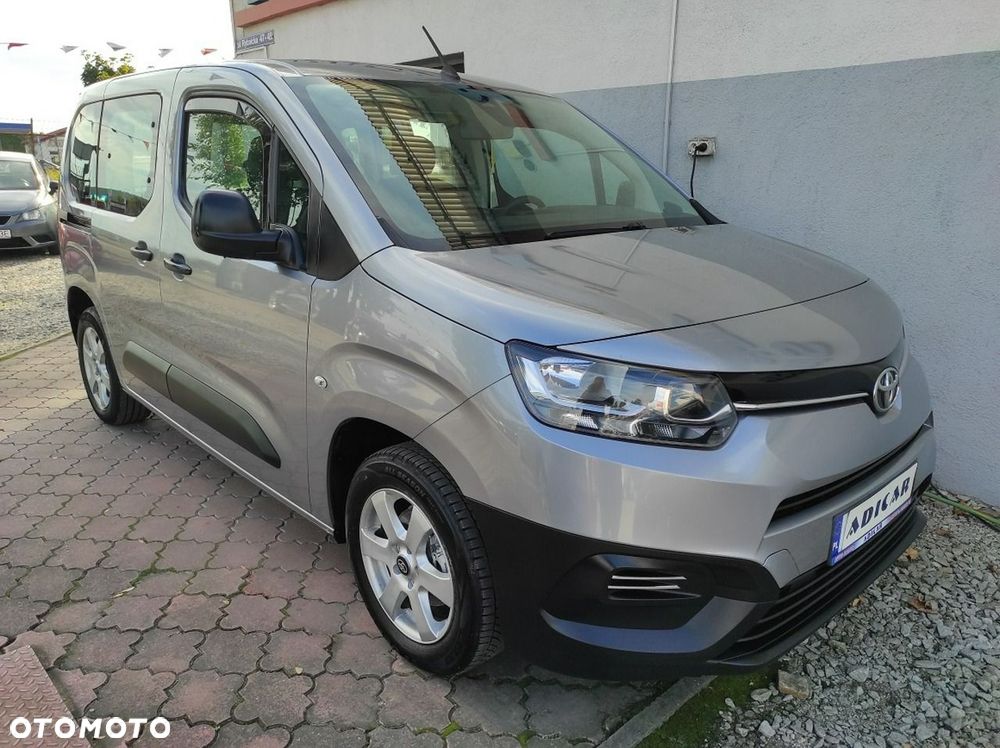 Toyota Proace City Verso - 8