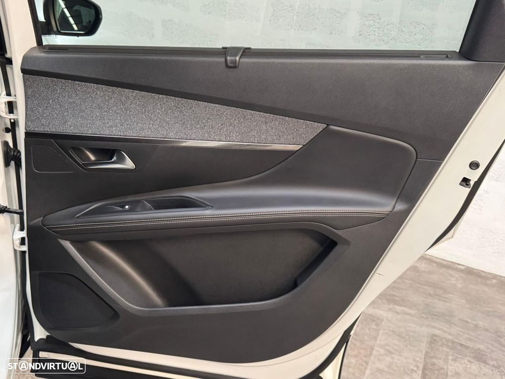 Peugeot 5008 1.5 BlueHDi GT Line EAT8 - 47