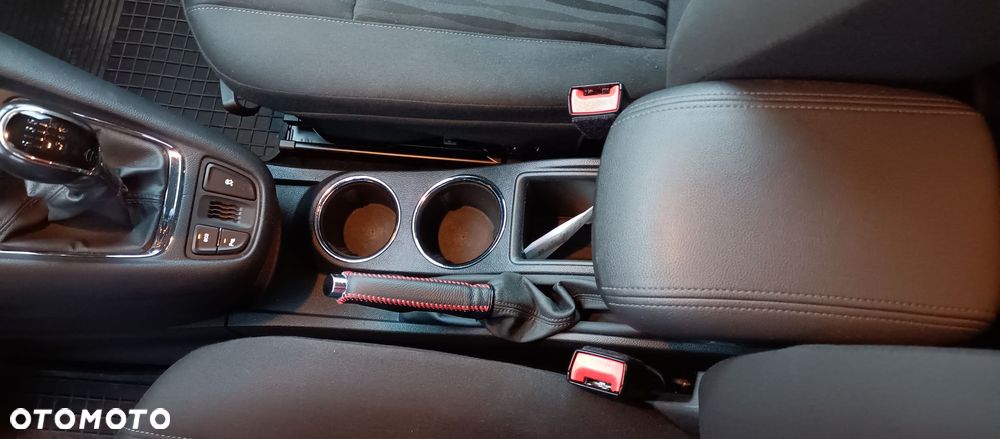 Peugeot 308 BlueHDi FAP 130 Stop & Start Style - 17