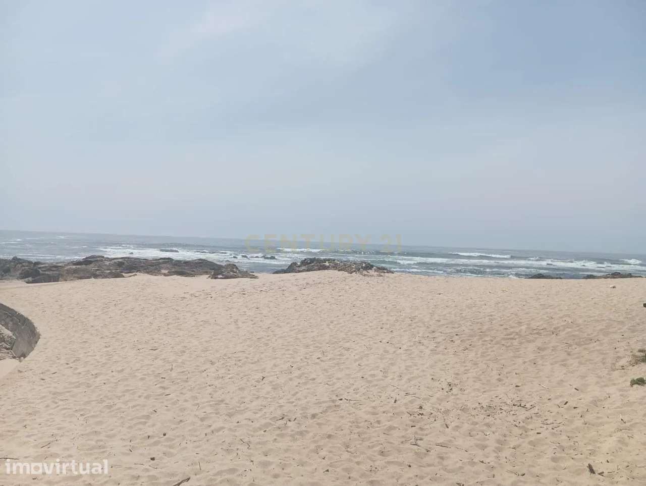 Terreno com Viabilidade de Construção a 200m da Praia – Vila Chã, Vila - Grande imagem: 4/18