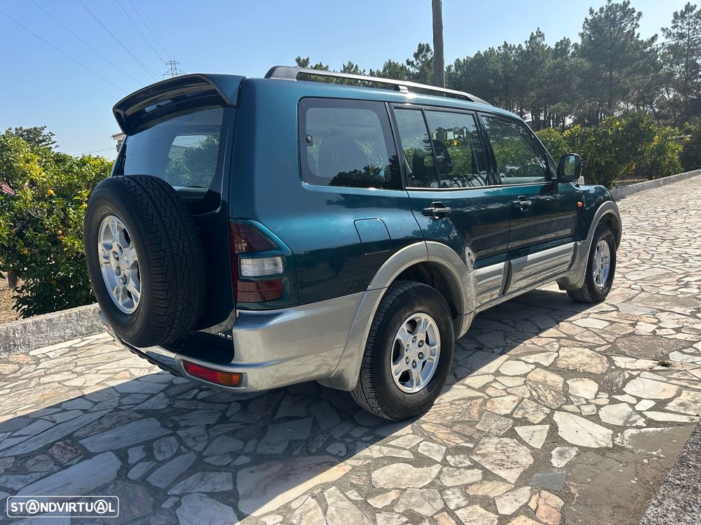 Mitsubishi Pajero 3.2 DI-D GLS TA Longo - 6