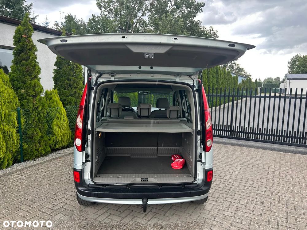 Renault Kangoo 1.6 8V Helios - 12
