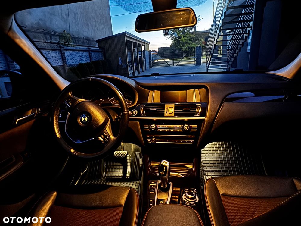 BMW X3 xDrive20i - 16