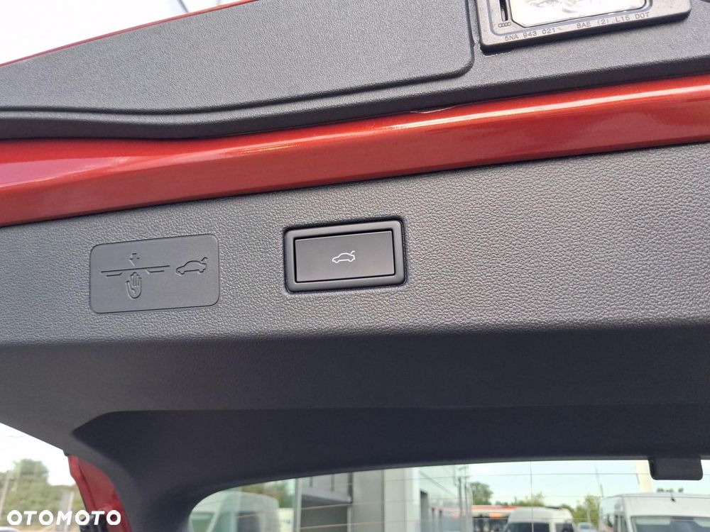 Volkswagen T-Roc - 21