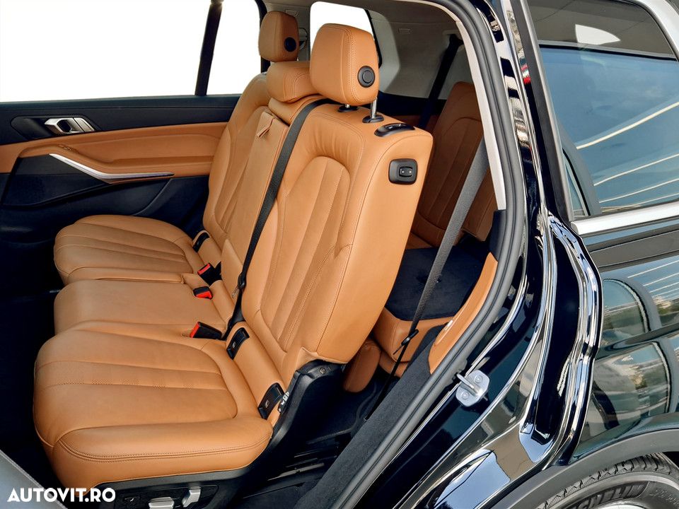 BMW X7 xDrive40i MHEV - 16