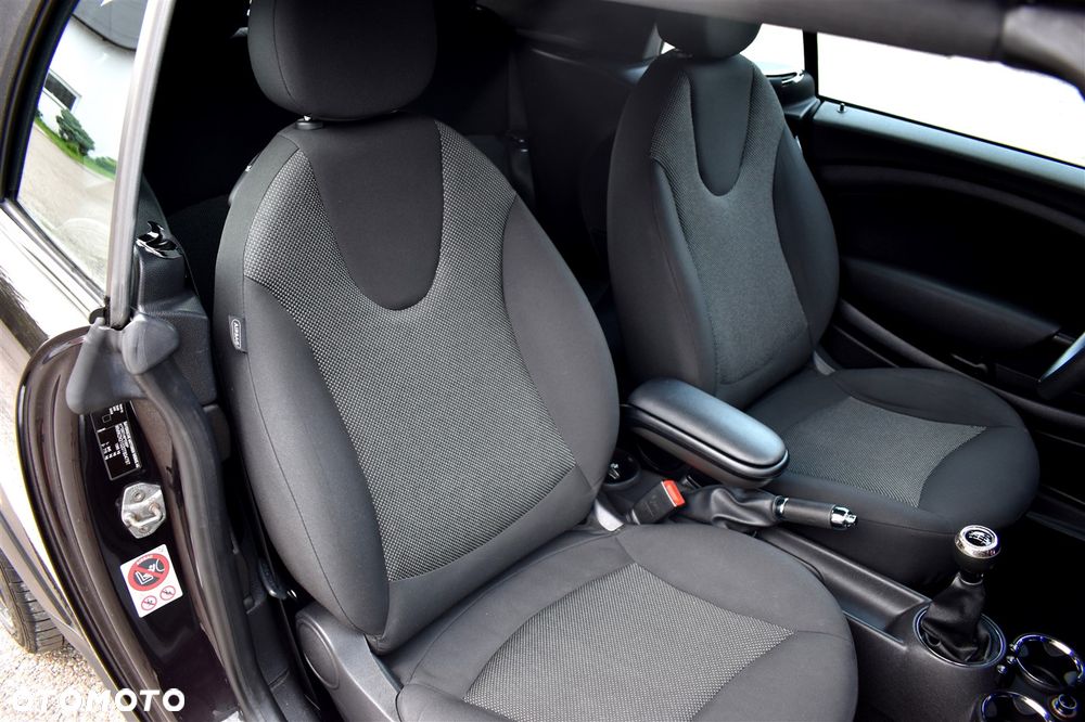 MINI Cooper Brick Lane - 22