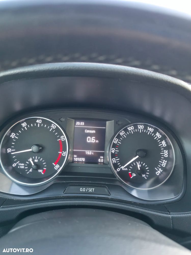 Skoda Fabia 1.0 MPI Ambition - 23