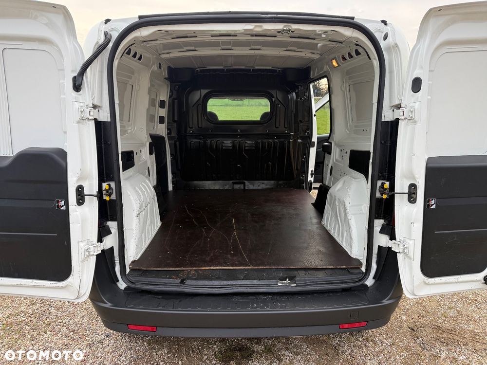 Fiat DOBLO MAXI 1.4 TJET 120 KM NOWY GAZ LPG SUPER STAN OKAZJA 100% PEWNY - 12