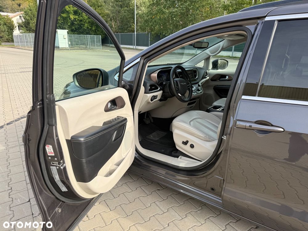 Chrysler Voyager - 9