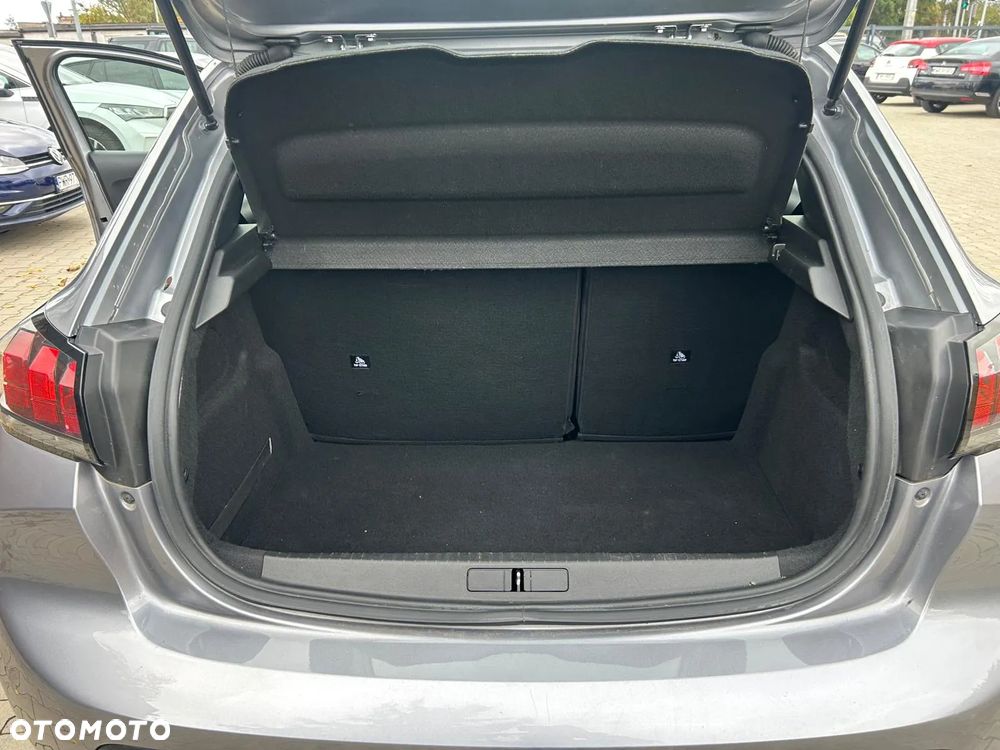 Peugeot 208 ver-1-2-puretech-style-s-s - 19