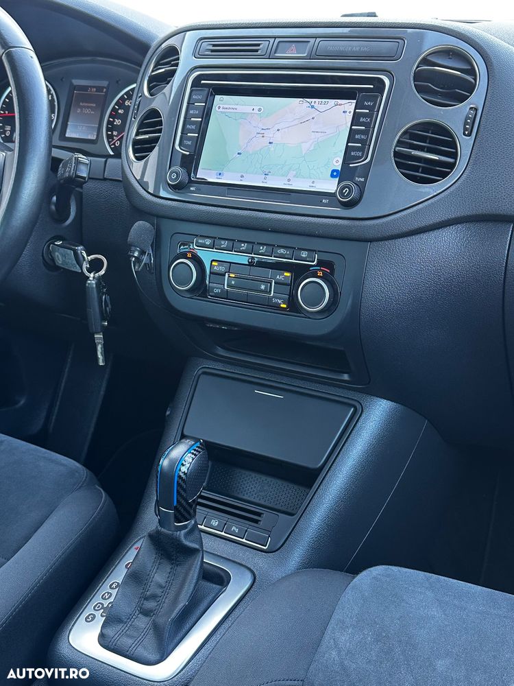 Volkswagen Tiguan 2.0 TDI 4Motion DSG Sport & Style - 28