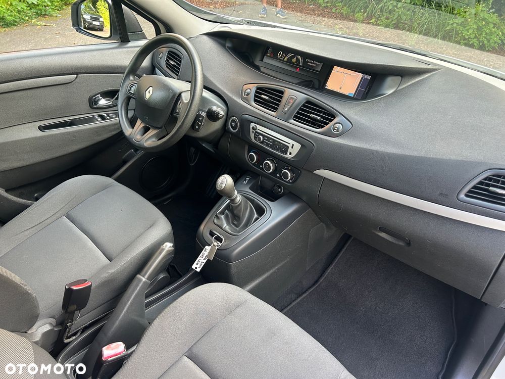 Renault Scenic 1.6 16V 110 TomTom Edition - 20