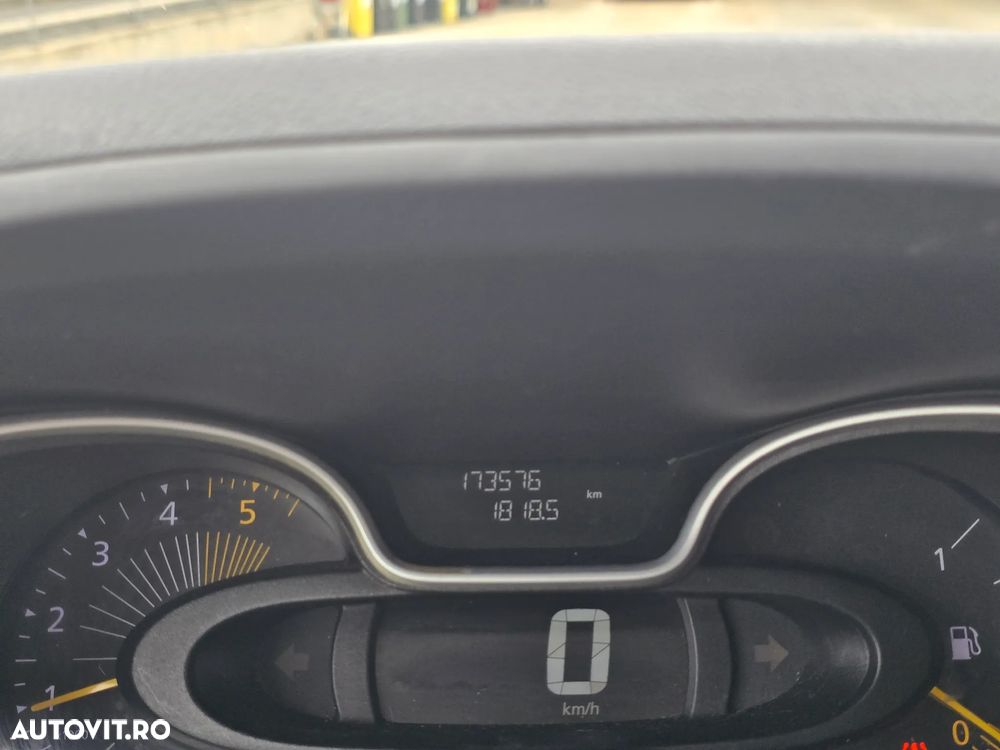Renault Trafic ENERGY Start &St. Grand Combi L2H1 Expression - 21