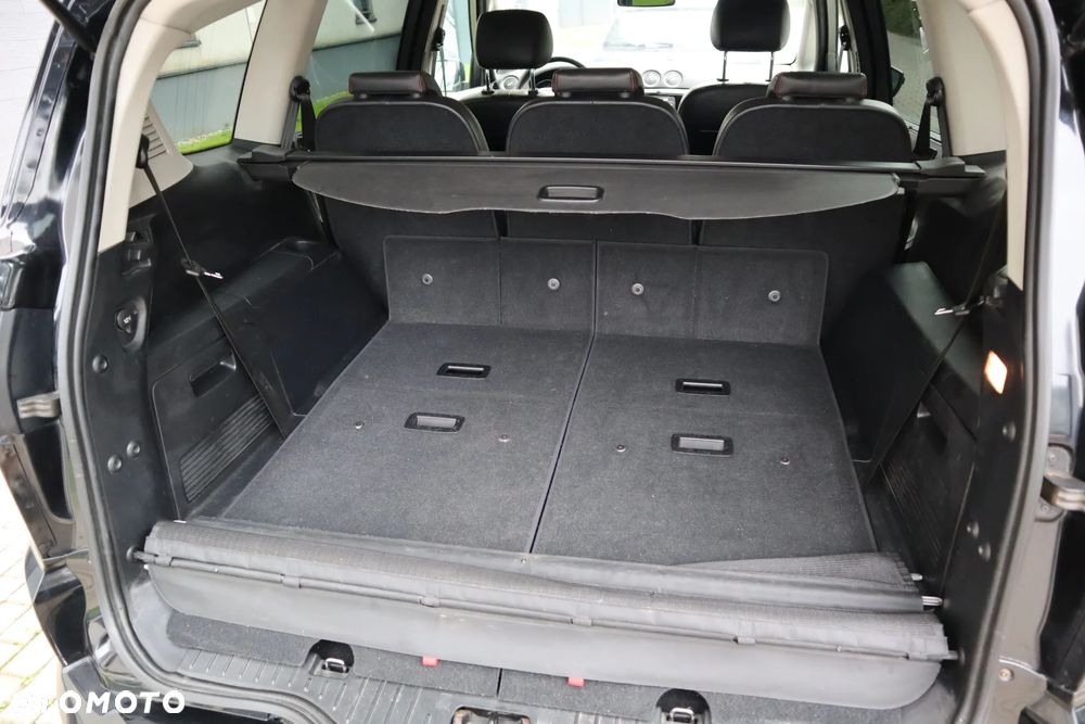 Ford S-Max - 14