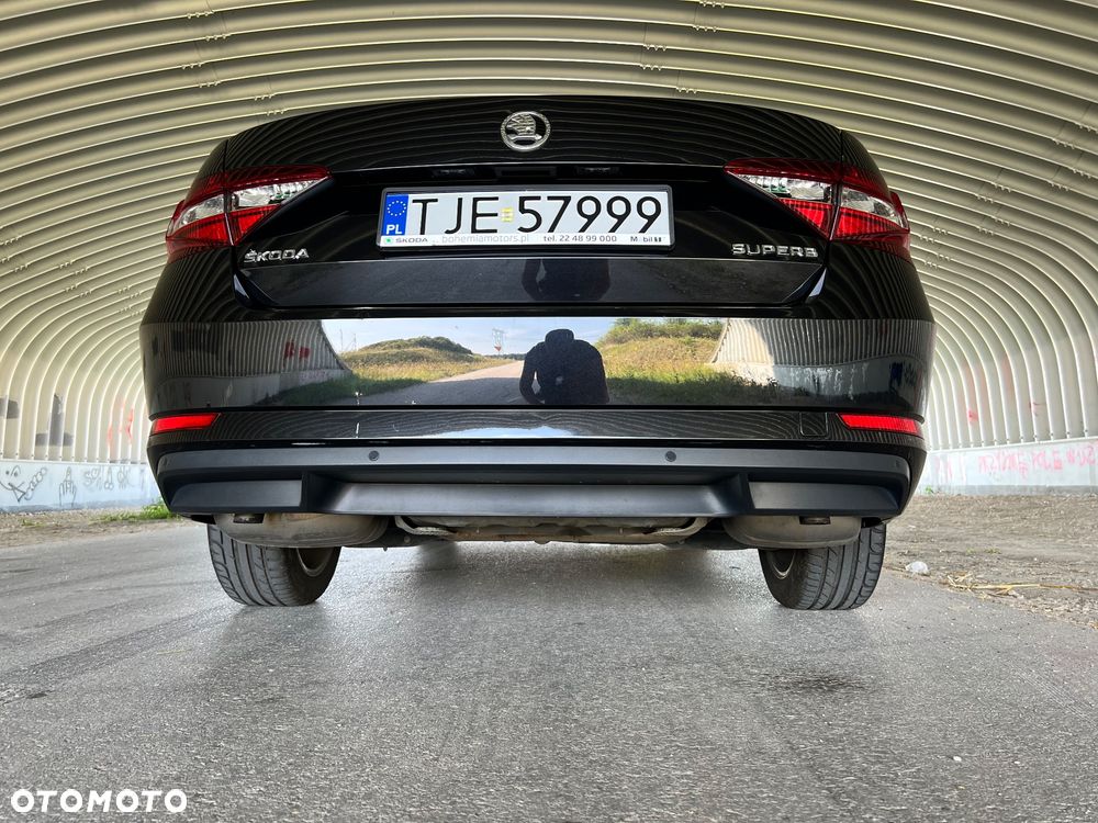Skoda Superb 2.0 TSI Active DSG - 10