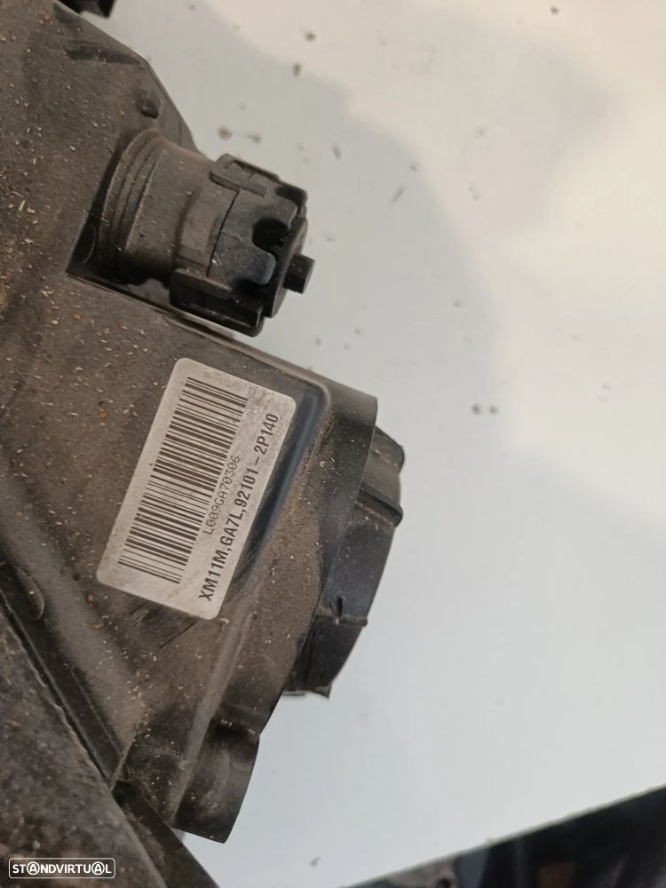 Farol óptica xenon Kia Sorento 2011 - 4