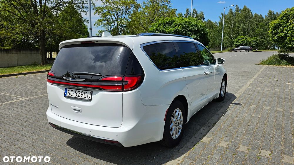 Chrysler Pacifica - 13