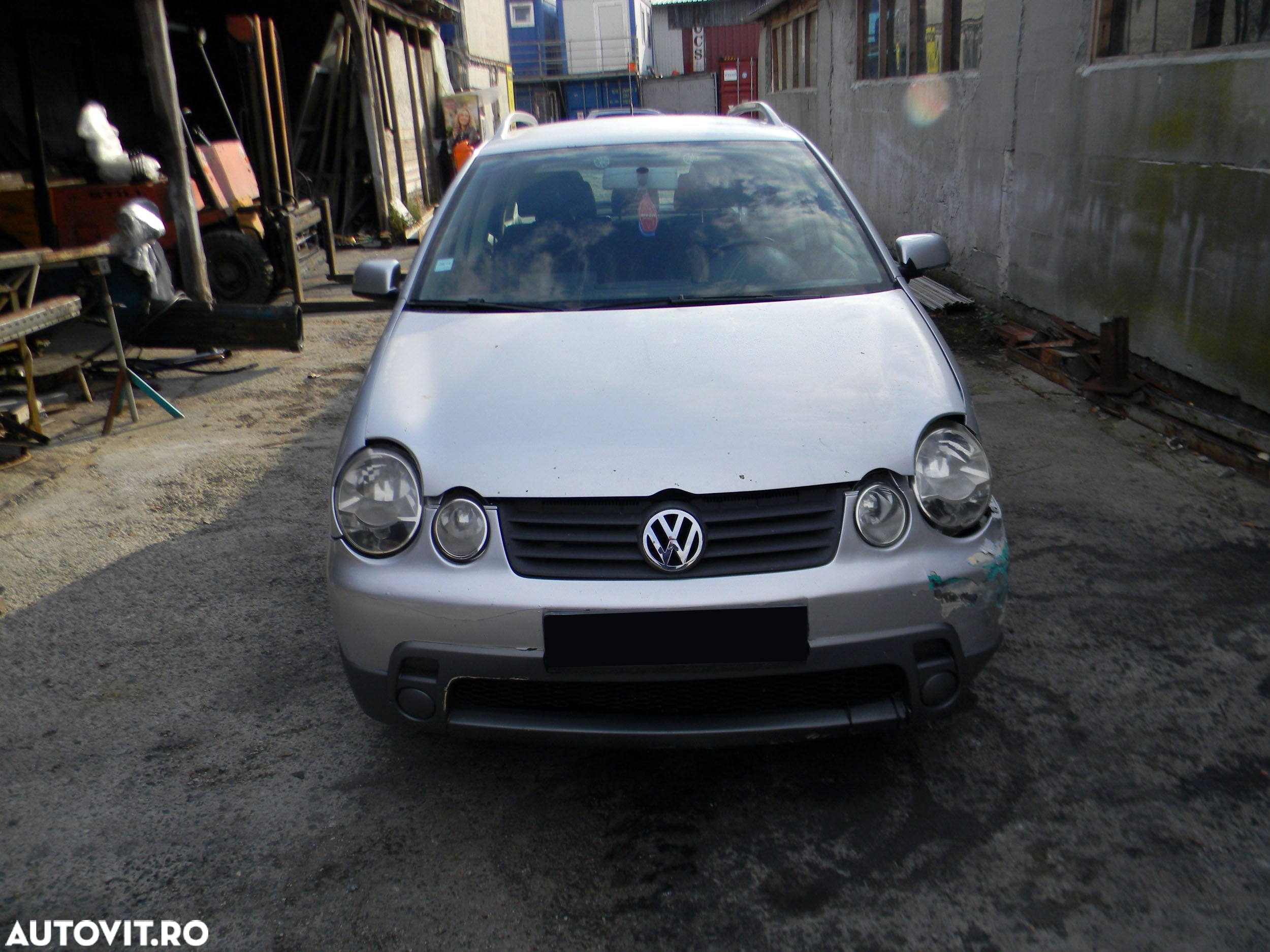 Dezmembrari  VW POLO (9N, 9N3)  2001  > 2012 1.4 16V Benzina - 23