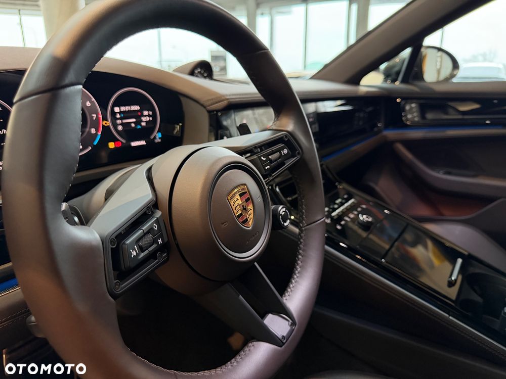 Porsche Panamera - 10