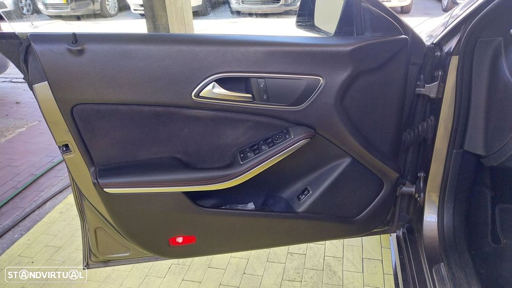 Mercedes-Benz Cla 180 2018 photo 4