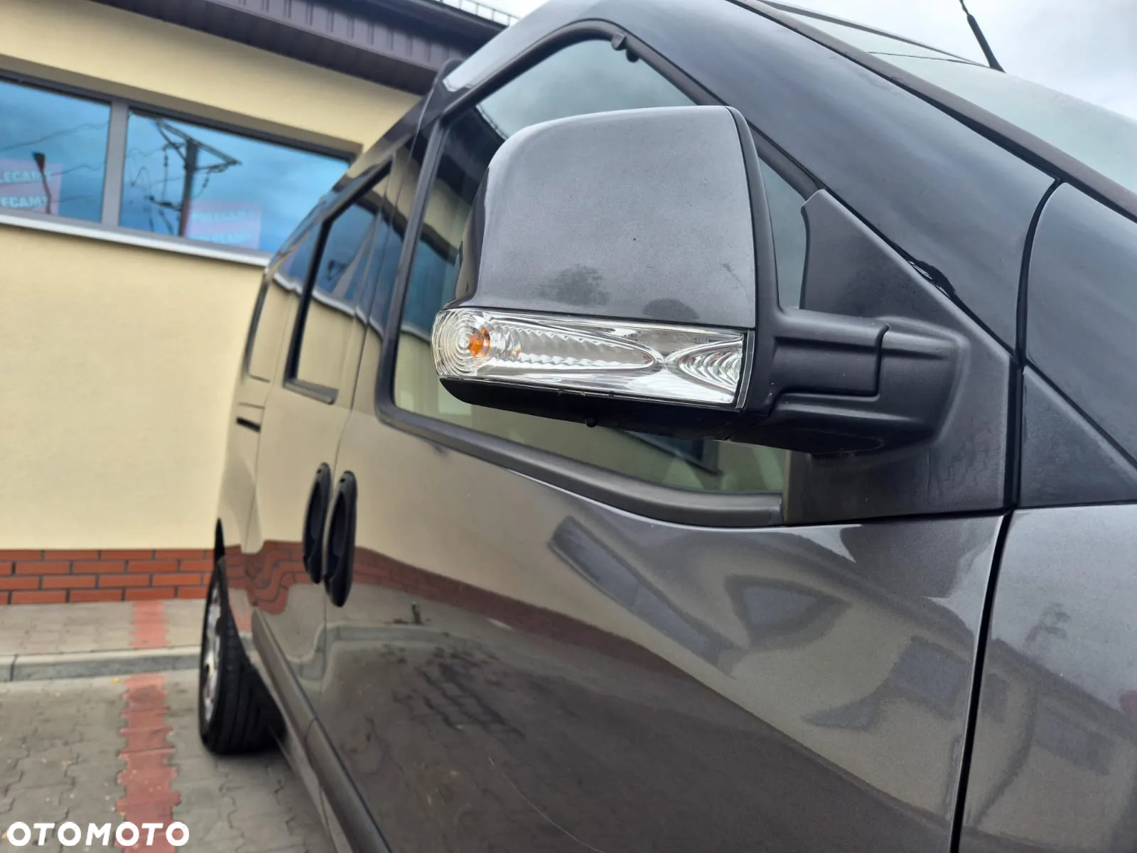 Fiat Doblo Kombi Maxi 1.6 MJ Dynamic - 38