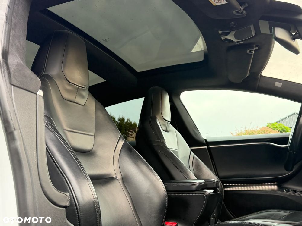 Tesla Model S 70D Allradantrieb - 4
