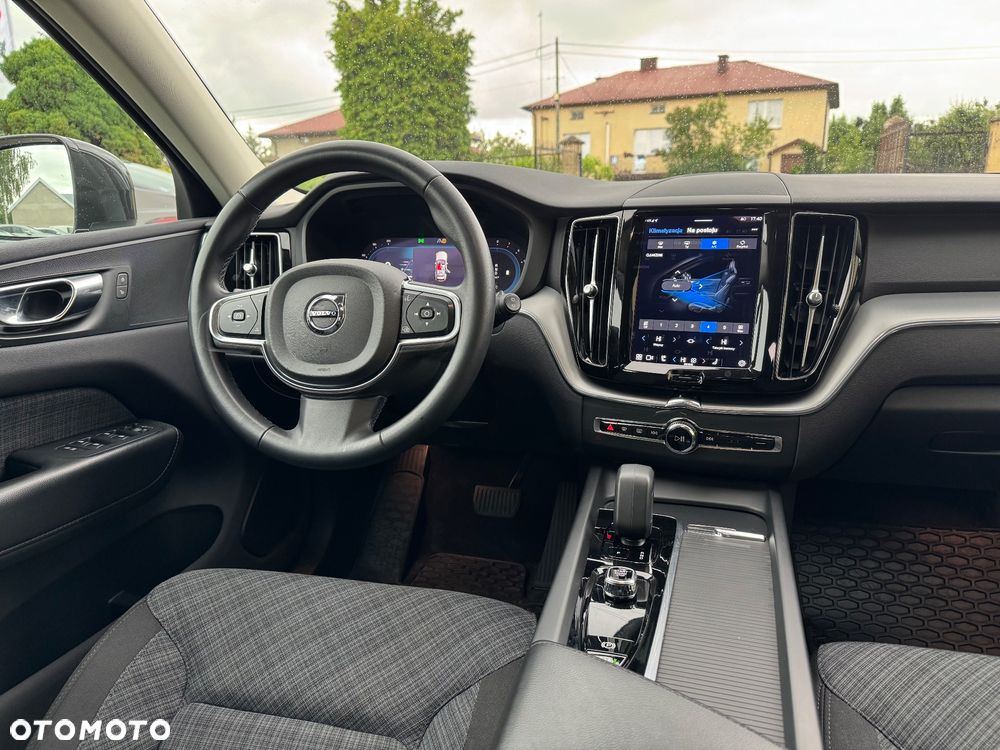 Volvo XC 60 B4 B Core - 16