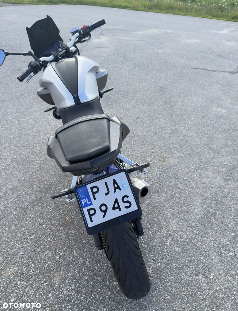 Yamaha MT - 2
