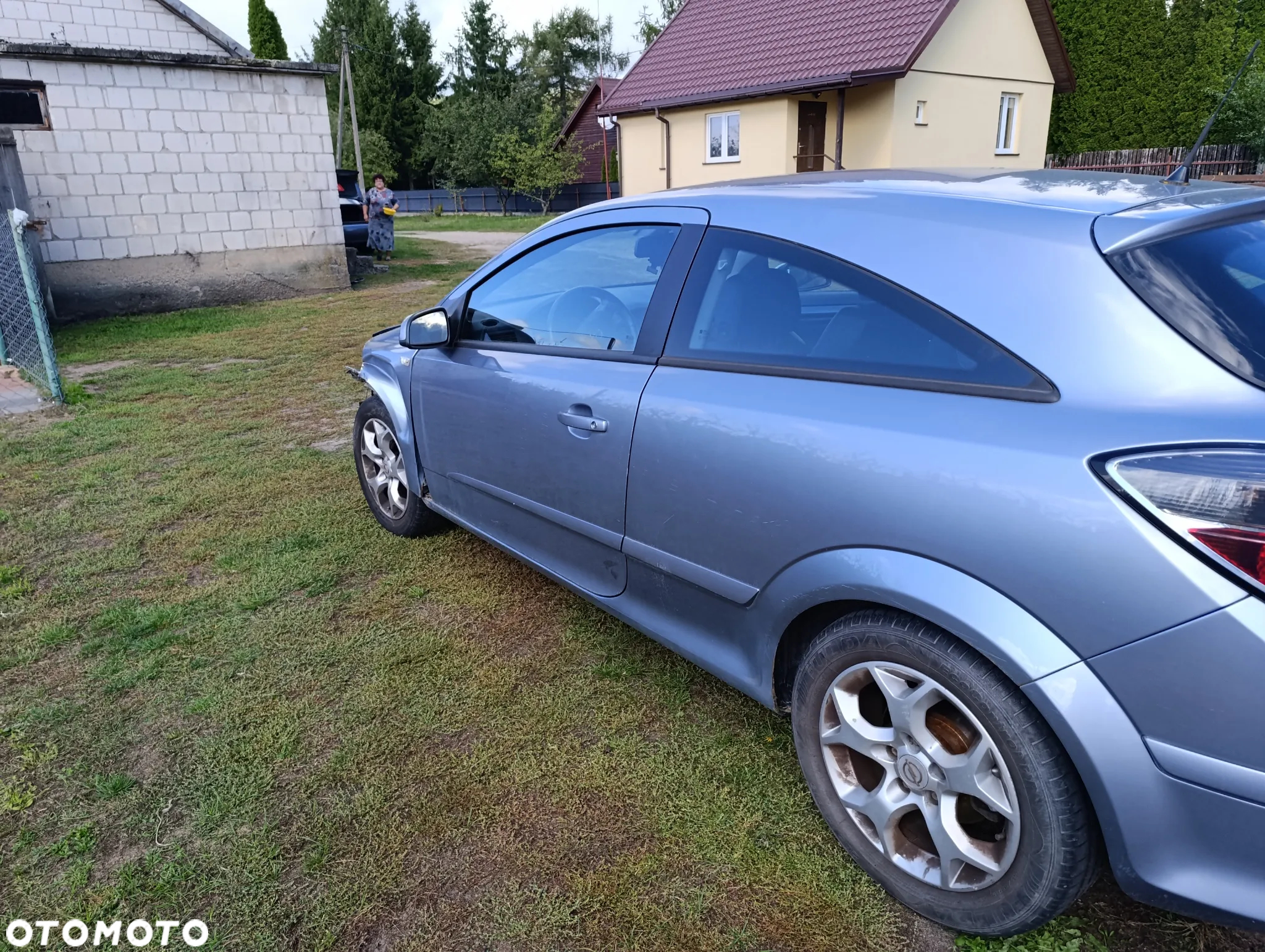 Opel Astra III GTC 1.9 CDTI Sport - 3