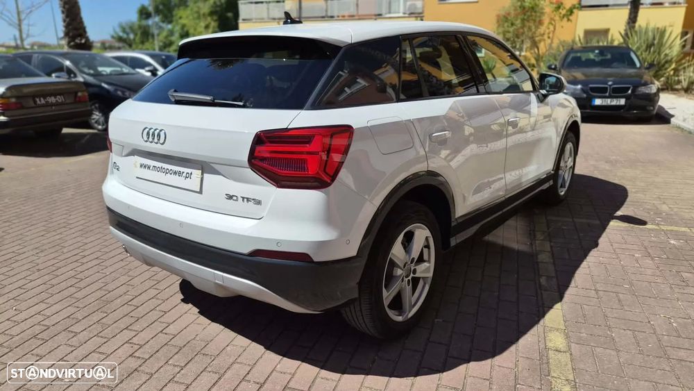Audi Q2 30 TFSI Sport - 11