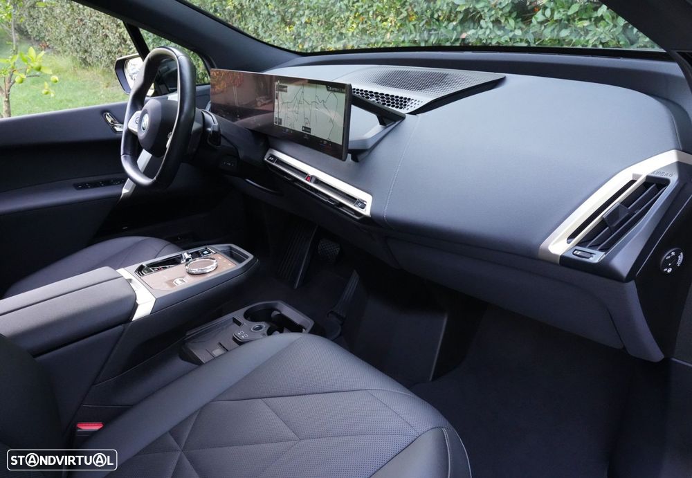 BMW iX xDrive 40 Pack Desportivo - 39
