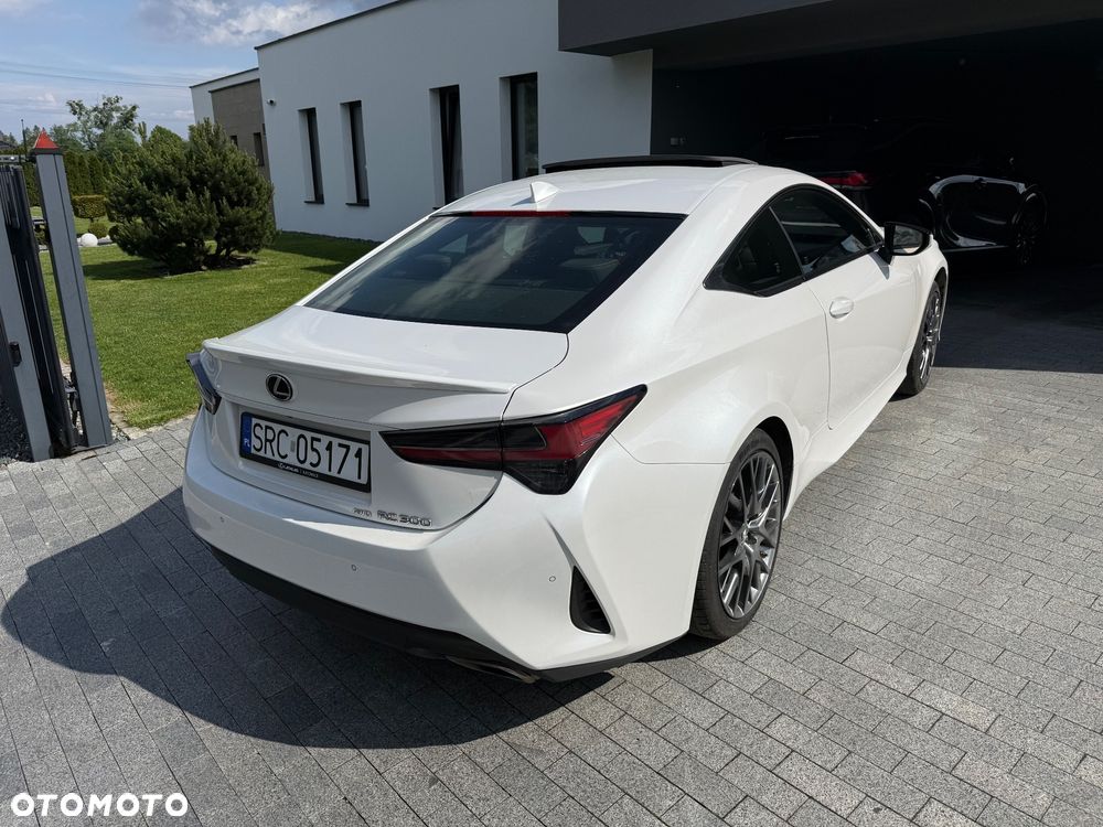 Lexus RC - 4