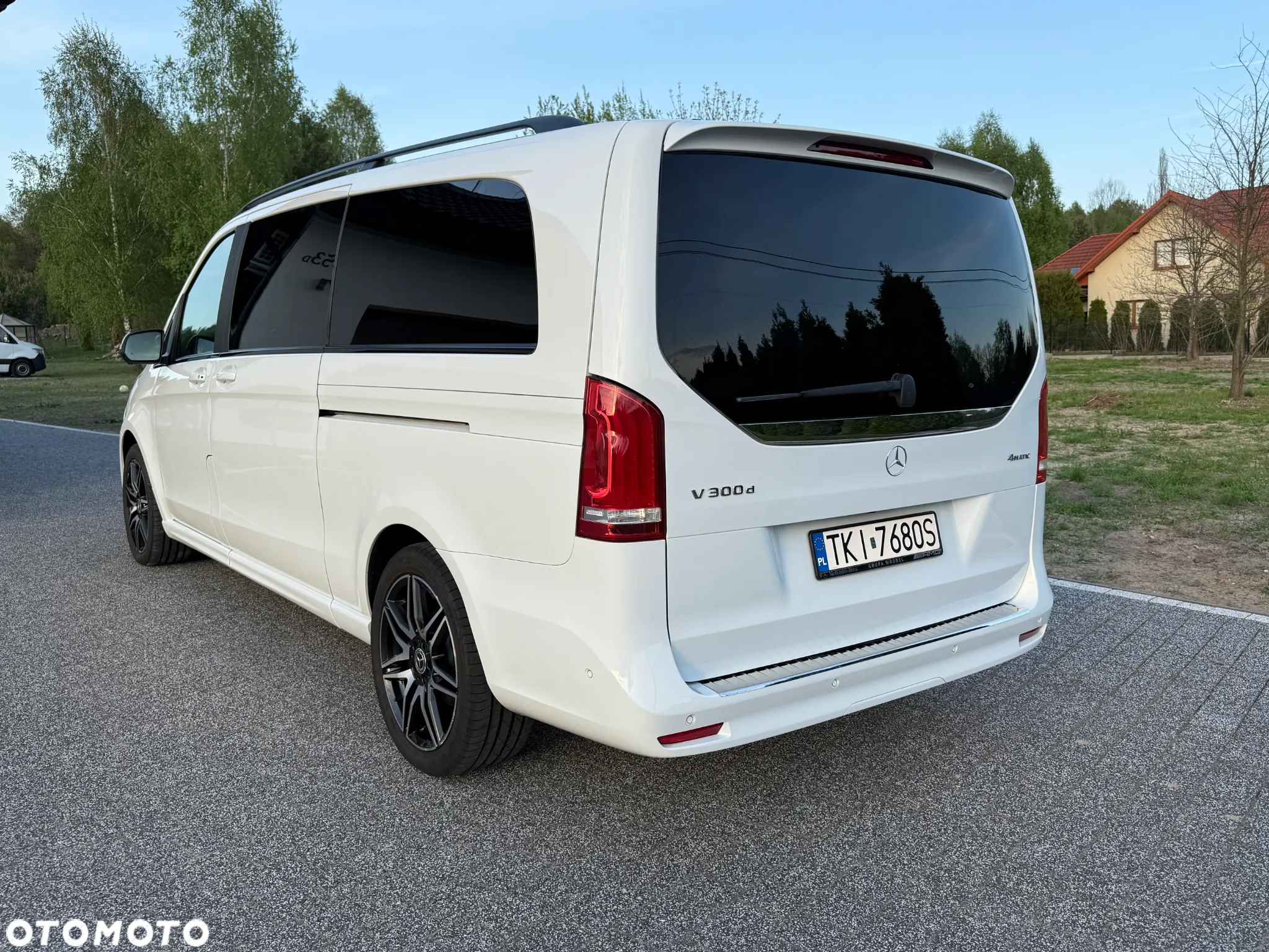 Mercedes-Benz Klasa V 300 d 4-Matic 9G-Tronic (ekstra d³) - 4