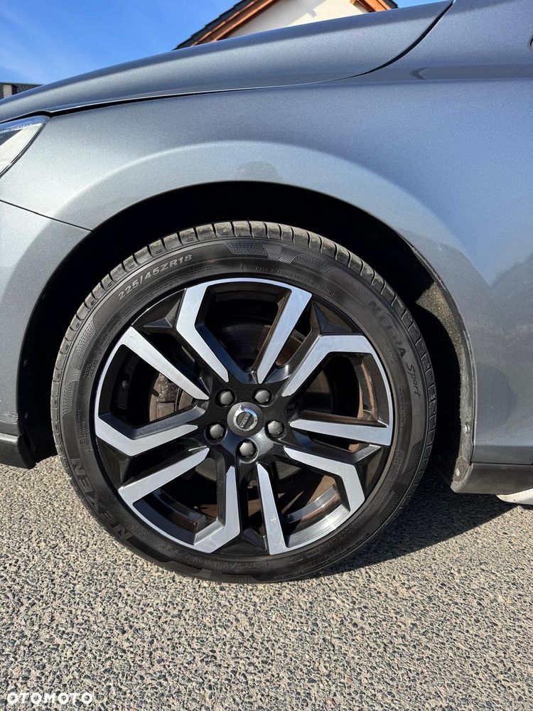 Volvo V40 Cross Country D3 Momentum - 25