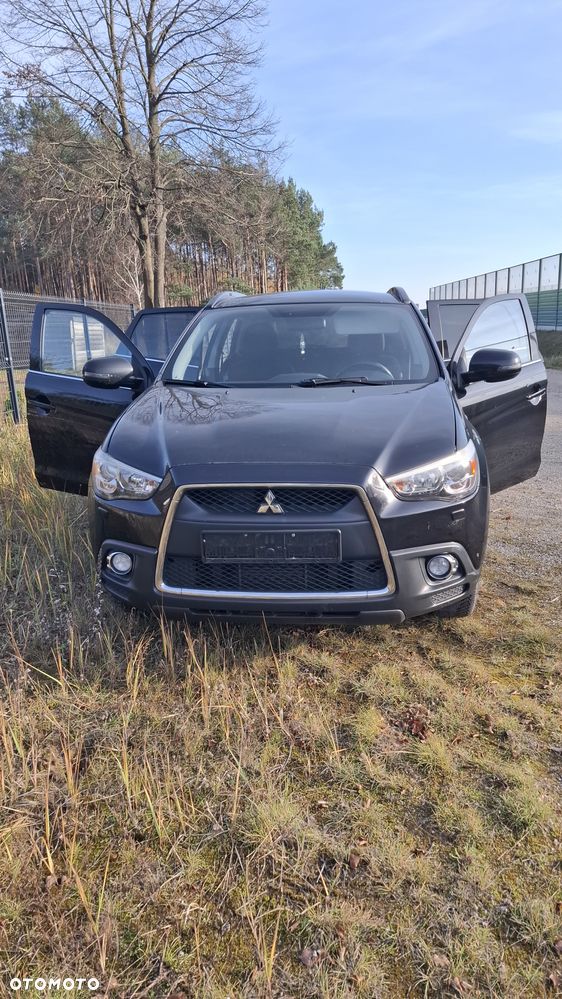 Mitsubishi ASX - 9