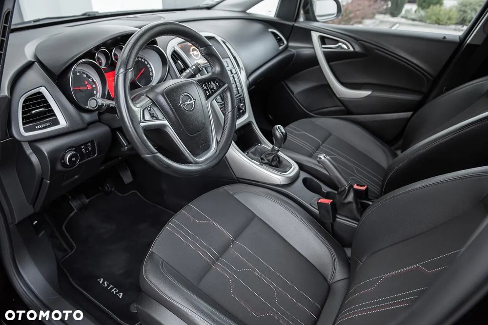 Opel Astra 1.4 Turbo - 17