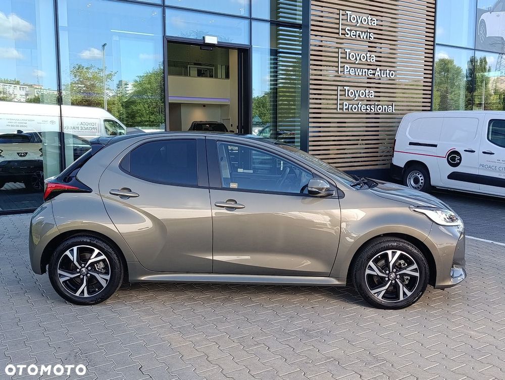 Toyota Yaris Hybrid 1.5 Style - 8