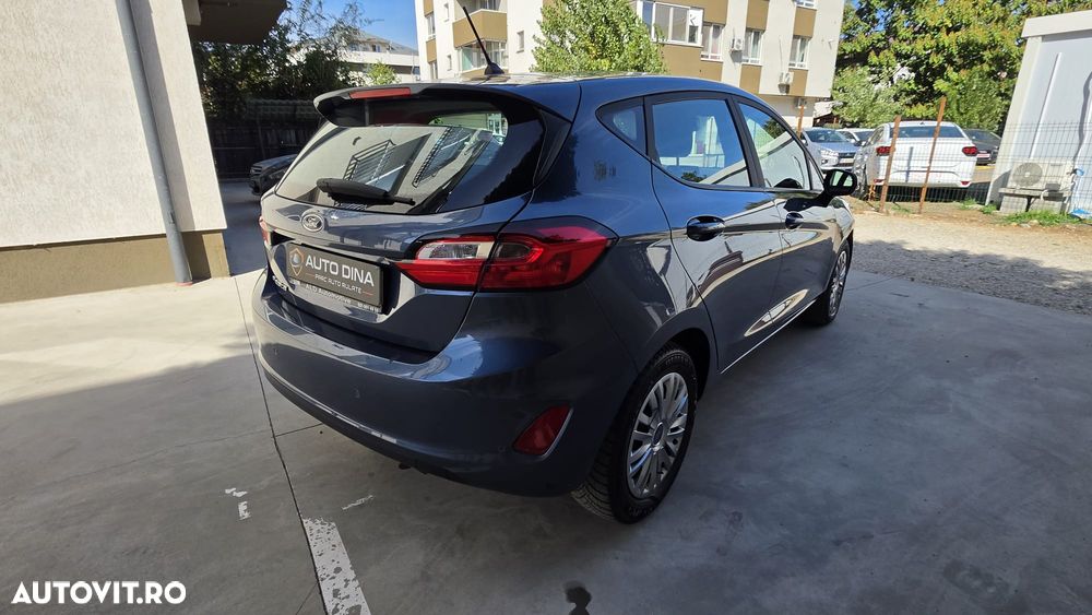 Ford Fiesta - 7