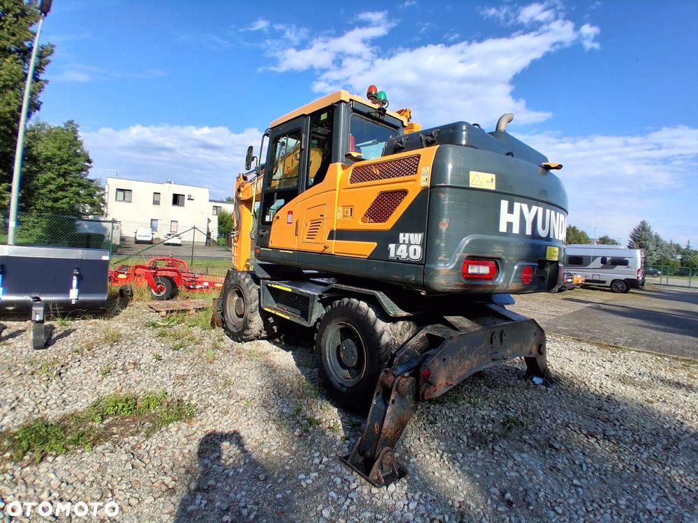Hyundai HW140 - 3