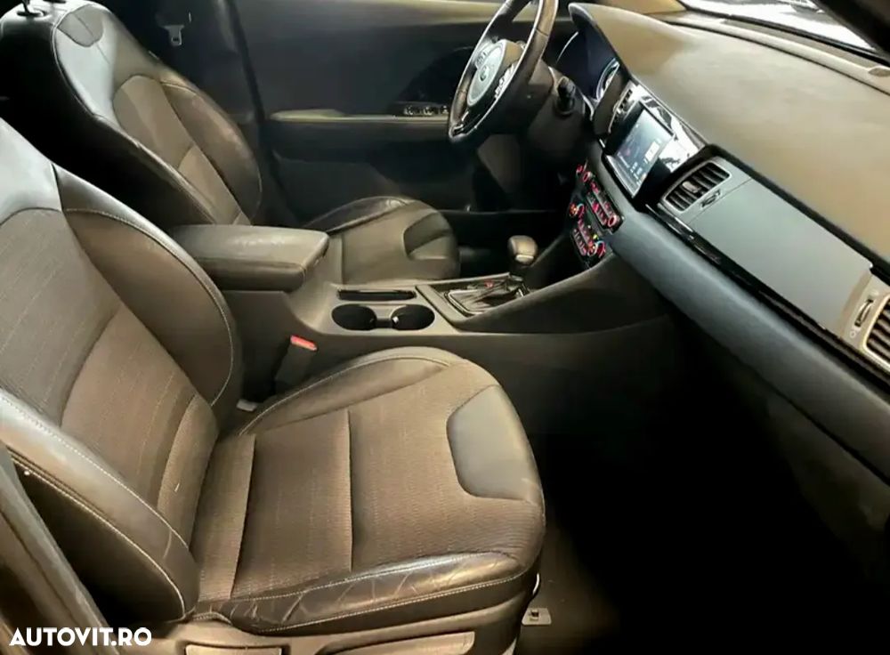 Kia Niro 1.6 GDI HEV 2WD OPF Aut. Edition 7 - 8